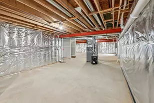 353 N Aspen Dr, Cortland, IL 60112 - Photo 39