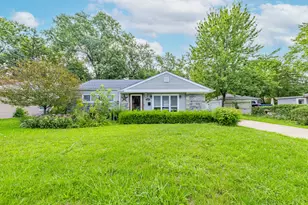 339 Shabbona Dr, Park Forest, IL 60466 - Photo 1