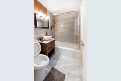 8104 S Fairfield Avenue, Chicago, IL 60652 - Photo 9