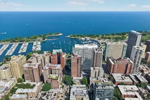 421 W Melrose St, Chicago, IL 60657 - Photo 25