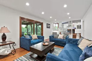 936 Glen Oak Dr, Sleepy Hollow, IL 60118 - Photo 13