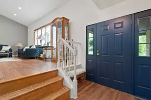 936 Glen Oak Dr, Sleepy Hollow, IL 60118 - Photo 9