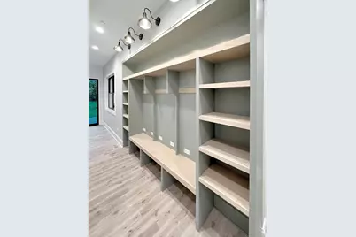 1011 Prairie Avenue, Barrington, IL 60010 - Photo 9