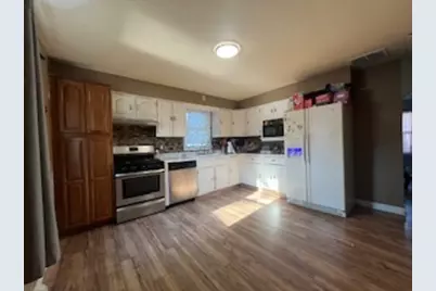 1581 S 4th Avenue, Kankakee, IL 60901 - Photo 5