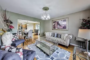 9912 Irving Park Rd, Schiller Park, IL 60176 - Photo 5