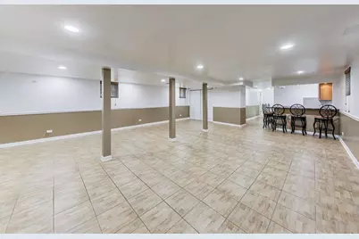9912 Irving Park Road, Schiller Park, IL 60176 - Photo 31