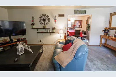 824 S McKinley Avenue, Kankakee, IL 60901 - Photo 7