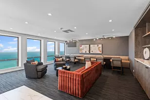 260 E Chestnut St, Chicago, IL 60611 - Photo 15