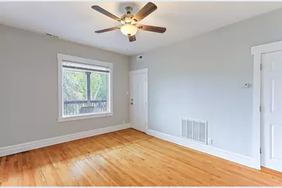 6046 W Giddings Street, Chicago, IL 60630 - Photo 17