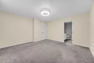 173 Cedarwood Dr, Steger, IL 60475 - Photo 9