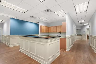 6825 Kingery Highway, Willowbrook, IL 60527 - Photo 11