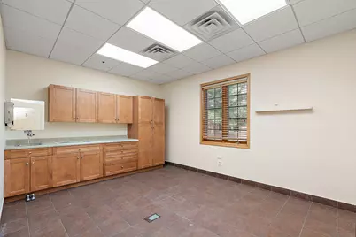 6825 Kingery Highway, Willowbrook, IL 60527 - Photo 13