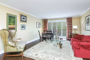 501 Lake Hinsdale Dr, Willowbrook, IL 60527 - Photo 13