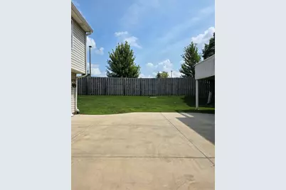 109 E Victoria Circle, North Aurora, IL 60542 - Photo 35