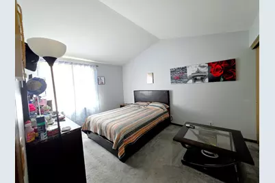 109 E Victoria Circle, North Aurora, IL 60542 - Photo 23