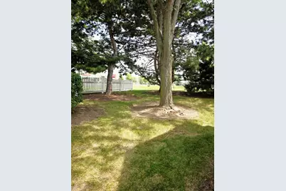 109 E Victoria Circle, North Aurora, IL 60542 - Photo 37