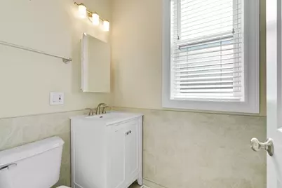 2732 W Belmont Avenue, Chicago, IL 60618 - Photo 19