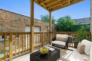 2732 W Belmont Ave, Chicago, IL 60618 - Photo 23