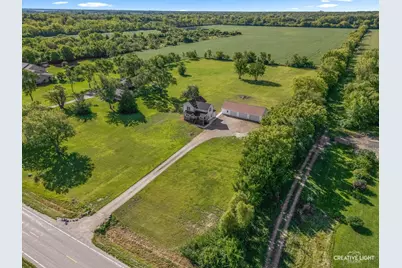 8775 E Pine Bluff Road, Coal City, IL 60416 - Photo 9