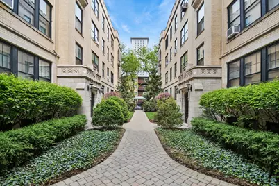 3602 N Pine Grove Avenue #2B, Chicago, IL 60613 - Photo 17