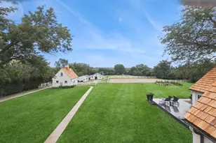 6191 S County Line Rd, Burr Ridge, IL 60527 - Photo 5