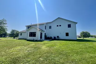 7845 Fitzgerald Rd, Clifton, IL 61727 - Photo 55