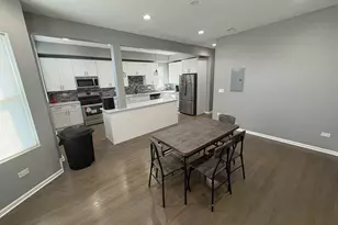 1755 E 72nd St, Chicago, IL 60649 - Photo 7