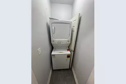 1821 W Cullerton Street #2, Chicago, IL 60608 - Photo 9