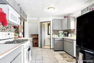 7620 Howe Road, Wonder Lake, IL 60097 - Photo 11