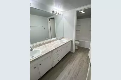 2306 Holiday Terrace #146, Lansing, IL 60438 - Photo 9