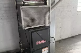 3438 N Hamlin Ave, Chicago, IL 60618 - Photo 21