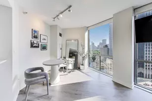 222 N Columbus Dr, Chicago, IL 60601 - Photo 5