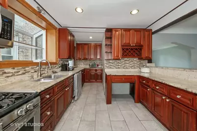 8623 S Vernon Avenue, Chicago, IL 60619 - Photo 3