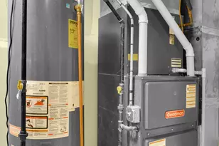 5838 N Sacramento Ave, Chicago, IL 60659 - Photo 33