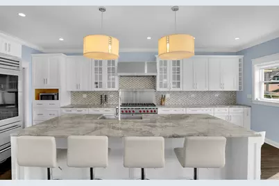 5838 N Sacramento Avenue, Chicago, IL 60659 - Photo 3