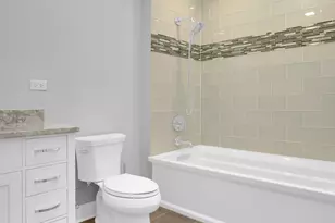 5838 N Sacramento Ave, Chicago, IL 60659 - Photo 19