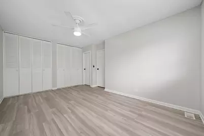 7333 Winthrop Way #10, Downers Grove, IL 60516 - Photo 13