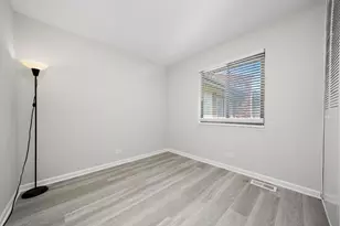 7333 Winthrop Way, Downers Grove, IL 60516 - Photo 11