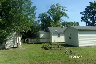 110 N Mansfield Ave, Milford, IL 60953 - Photo 5