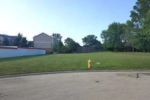 112 Brook Ct, Bolingbrook, IL 60440 - Photo 1