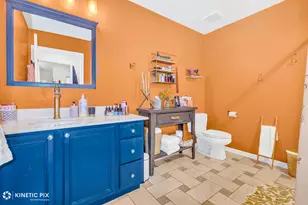 2040 W Belmont Ave, Chicago, IL 60618 - Photo 15