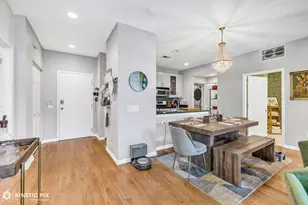 2040 W Belmont Ave, Chicago, IL 60618 - Photo 7