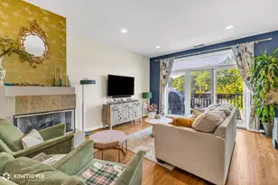 2040 W Belmont Ave, Chicago, IL 60618 - Photo 5