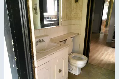 958 W William Street, Decatur, IL 62522 - Photo 9