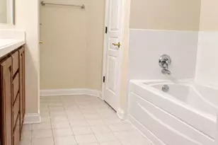 101 Pointe Dr, Northbrook, IL 60062 - Photo 15