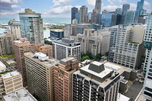 201 E Chestnut St, Chicago, IL 60611 - Photo 37