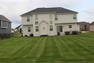 4215 Chinaberry Ln, Naperville, IL 60564 - Photo 39