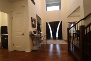 4215 Chinaberry Ln, Naperville, IL 60564 - Photo 5