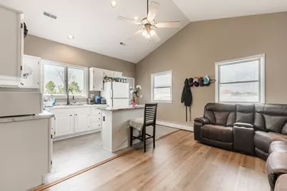 833 E Wilson Street, Batavia, IL 60510 - Photo 17