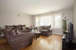 8206 Knox Ave, Skokie, IL 60076 - Photo 3